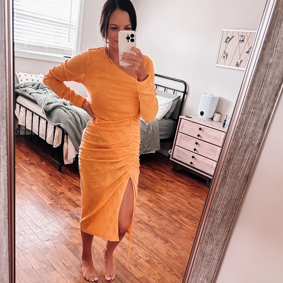 vici gold midi dress with adjustable side split - Picture 2 of 9